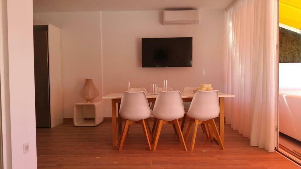 Beachfront Los Cristianos Apartment Arona  Bagian luar foto