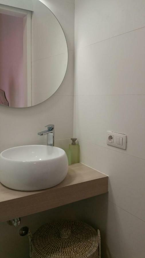 Beachfront Los Cristianos Apartment Arona  Bagian luar foto