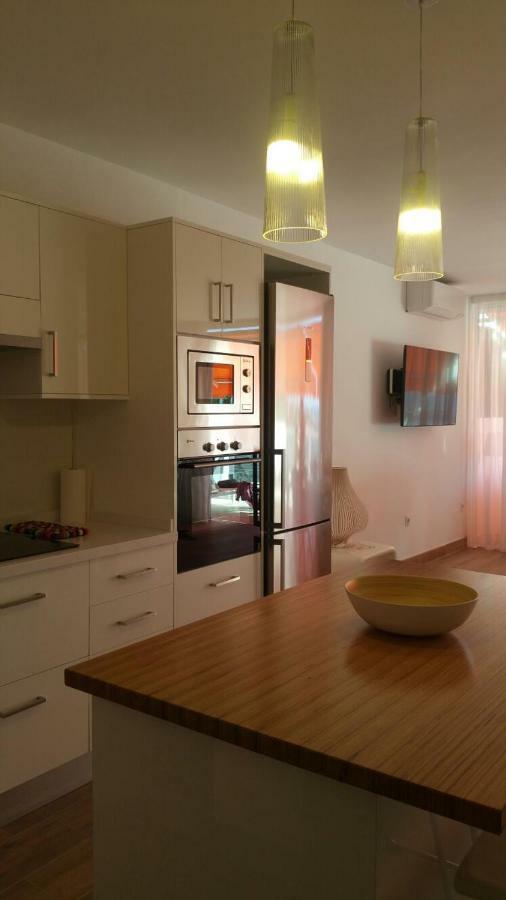 Beachfront Los Cristianos Apartment Arona  Bagian luar foto
