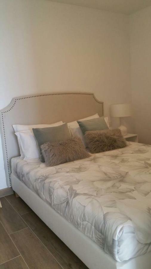 Beachfront Los Cristianos Apartment Arona  Bagian luar foto