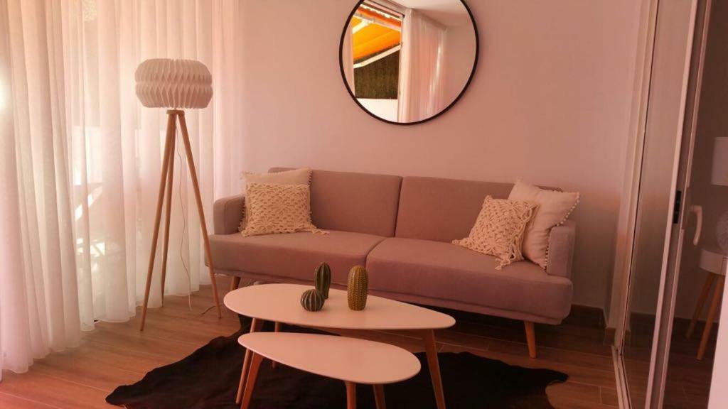 Beachfront Los Cristianos Apartment Arona  Bagian luar foto